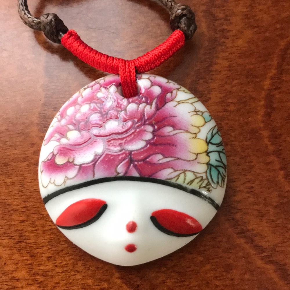 Ceramic sleeping beauty peony pendent necklace